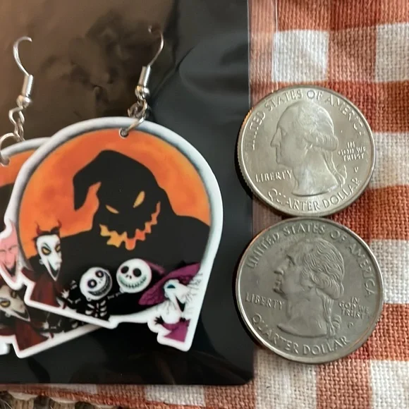 Nightmare before Christmas earrings - Picture 2 of 4